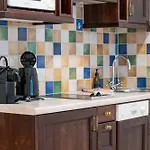 International House Deluxe Zw 13